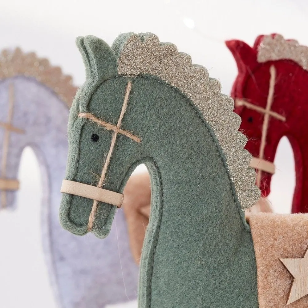 RETIF Cheval Bois Et Feutrine H30Cm 3 Coloris Possibles Rouge/Vert/Ecru Shop